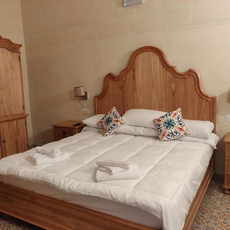 Central 214 Boutique Hotel Hamrun Extérieur photo